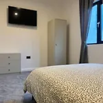 Deerpark 3 Bed Semi Sleeps 6 & Optional Extra Outdoor Sauna וילה קאשל