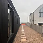 Deerpark 3 Bed Semi Sleeps 6 & Optional Extra Outdoor Sauna וילה קאשל