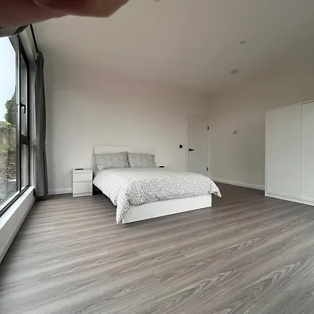 Deerpark 3 Bed Semi Villa