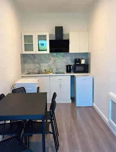 Deerpark 3 Bed Semi וילה קאשל