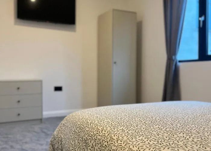 Deerpark 3 Bed Semi Sleeps 6 & Optional Extra Outdoor Sauna Villa Cashel (Tipperary)