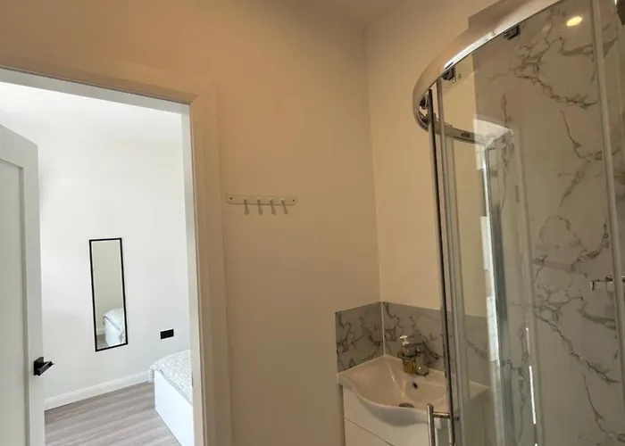 Villa Deerpark 3 Bed Semi Sleeps 6 & Optional Extra Outdoor Sauna Cashel (Tipperary)